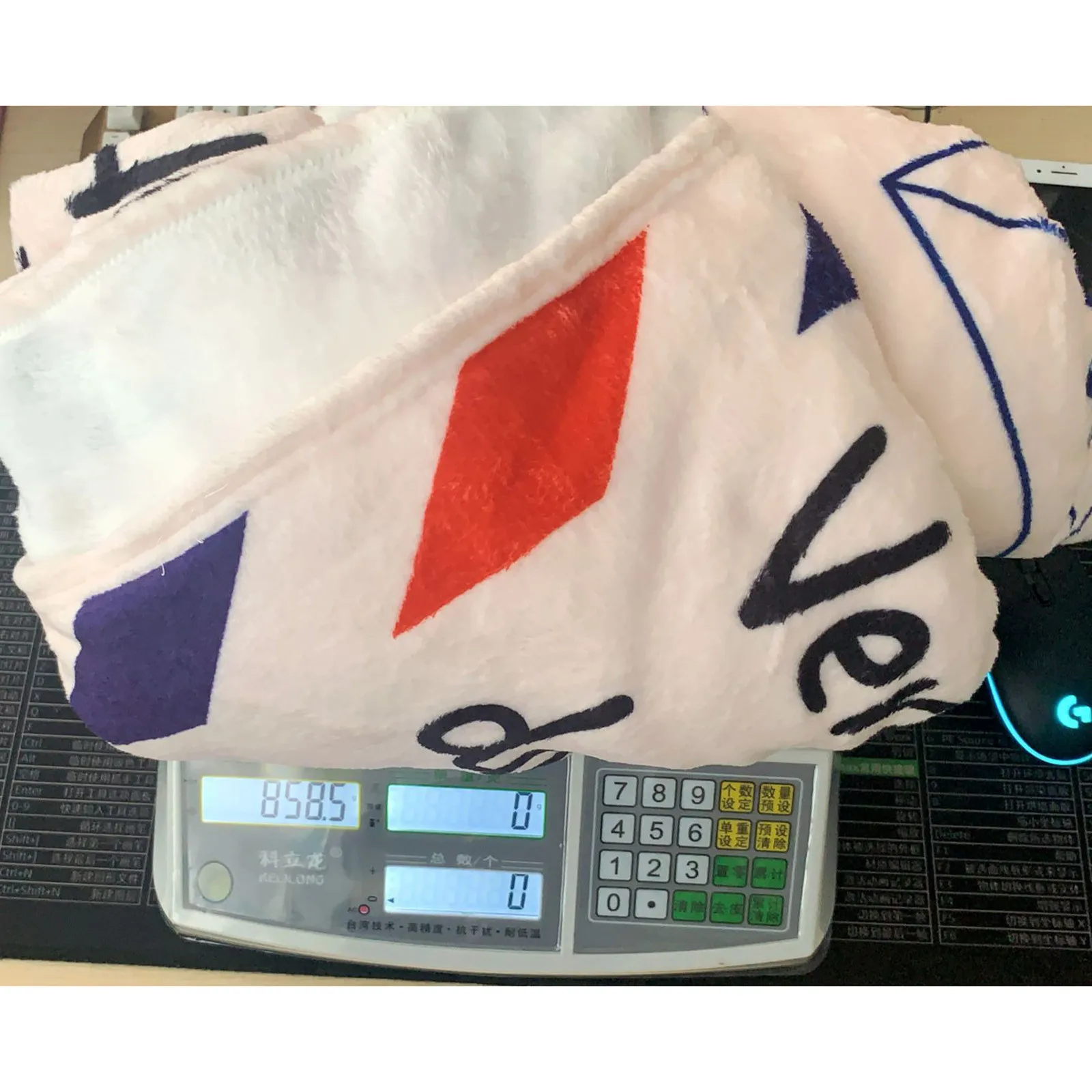 

Comfortable Wrap Blanket Perfect Letter Blanket A Gift For Family Friends Lovers Fleece Leisure Durable Practical Cozy