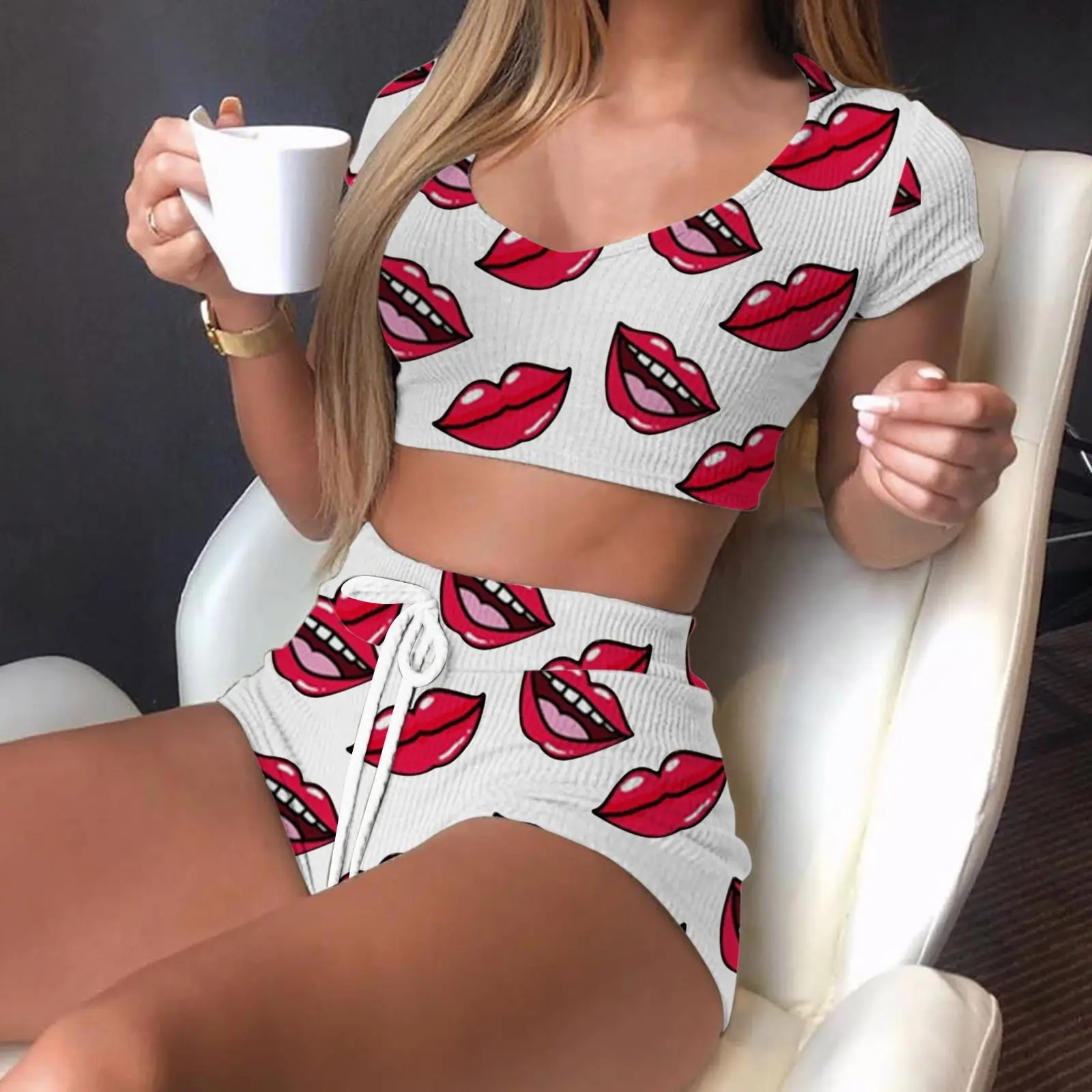 

Women Home Fashion Brief Lip print sleepwear Elastic Waist Shorts Two-piece Tracksuit Sets sleepwear short top Pajama Tracksuit