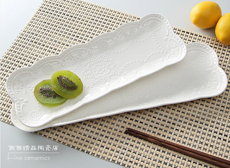 Тарелка из белого тисненого фарфора для буфета 10 дюймов керамическая японская