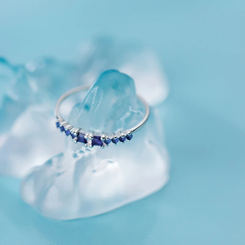 Colusiwei квадратные геометрические штабелируемые перстни для женщин прозрачный