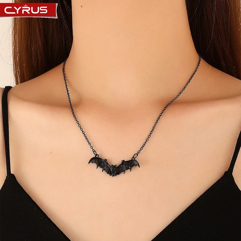 

Ожерелья Goth Animal Black Bat для женщин и мужчин