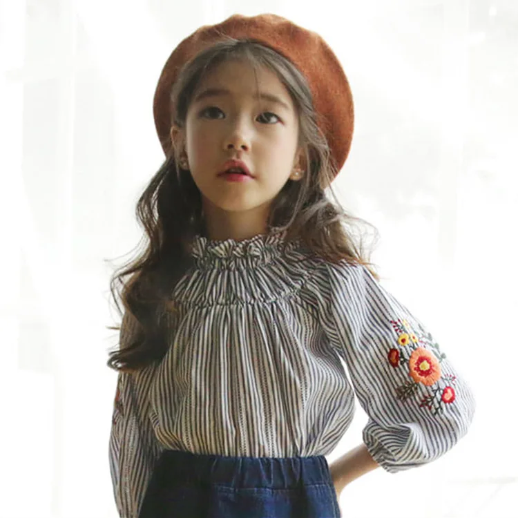 

2020 Cute Korean Big Girl Ruffle Blouse Fall Winter Teen Girls Lantern Sleeve Tops Sweet Striped Blouse Kids Cotton Soft Tops