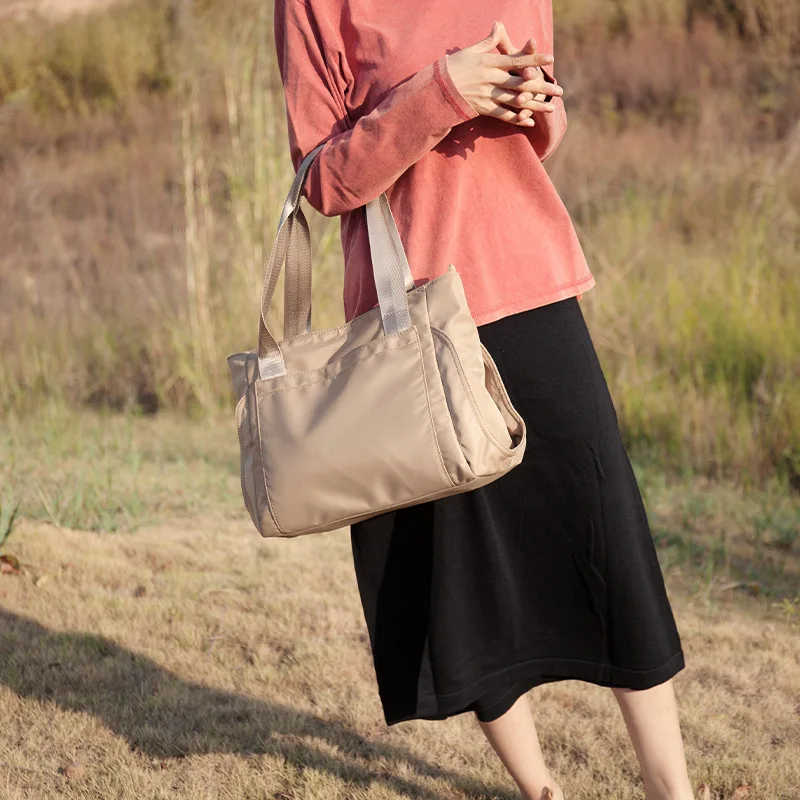 

2021 New Fashion Waterproof Oxford Nylon Tote Bag Large Capacity Simple Shoulder Portable Travel Shopping Bag Luxury Handbags Gg