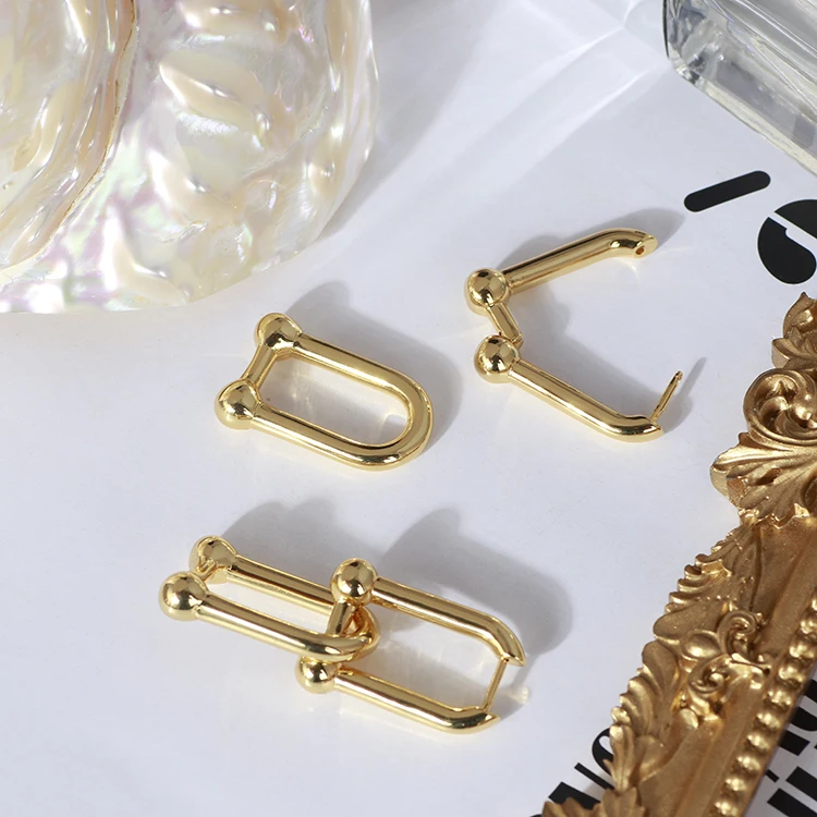 

Cold wind splice detachable link European and American fashion star tide U earrings