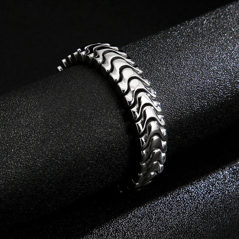 

New punk titanium steel jewelry European and American keel jewelry domineering stainless steel men's bracelet jewelry