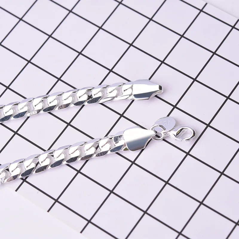 

7 mm side chain in Europe and the 20 inch 50 cm long silver ornaments