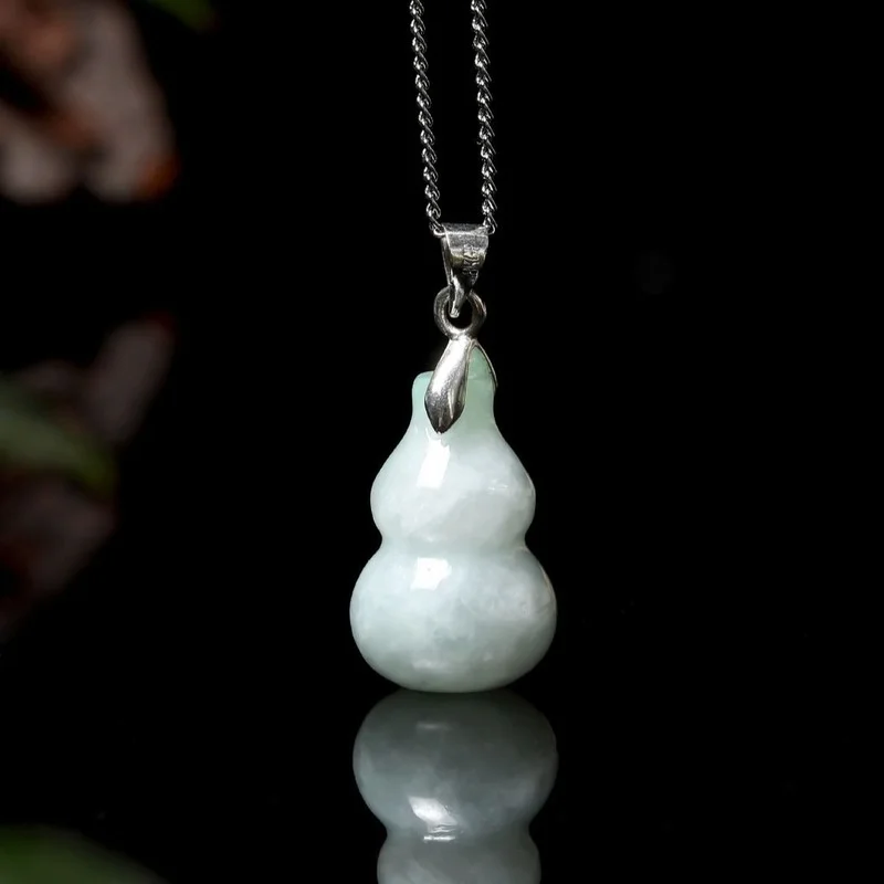 

Натуральный изумруд колье с кулоном Тыква очаровательные ювелирные изделия Модные вручную резные мужские и женские амулеты очаровательные ювелирные изделия Модные аксессуары