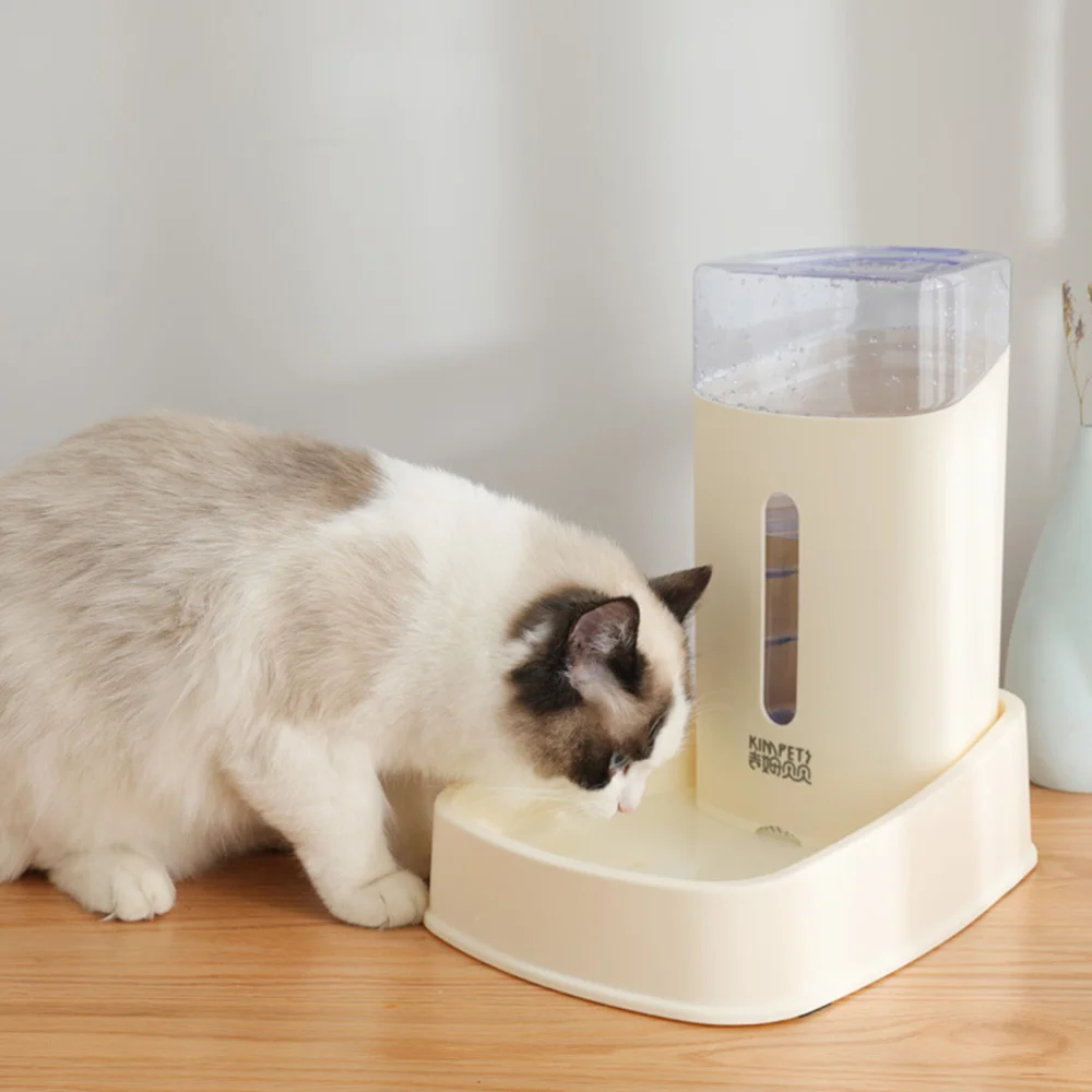 

Pet Food Container Automatic Pet Feeder Food Pratical Dog Cat Safe Feeder Pet Supplies (White)
