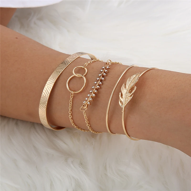 

New Creative Personality Pattern Circle Leaf Five-piece Bracelet for Women