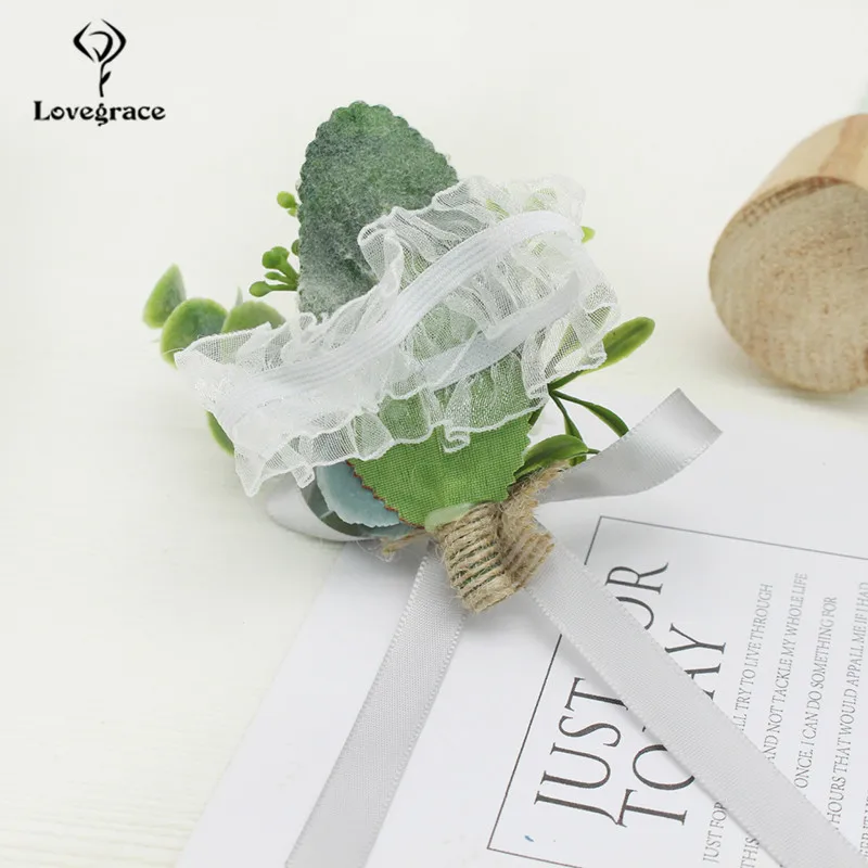 Искусственное зеленое растение ботоньерка для жениха подружки невесты