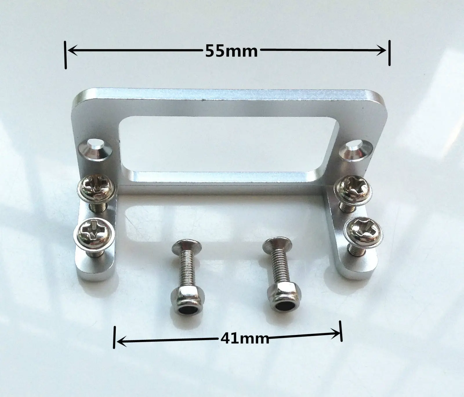 Модель самолета в модели используется стандарт из алюминиевого сплава S3003