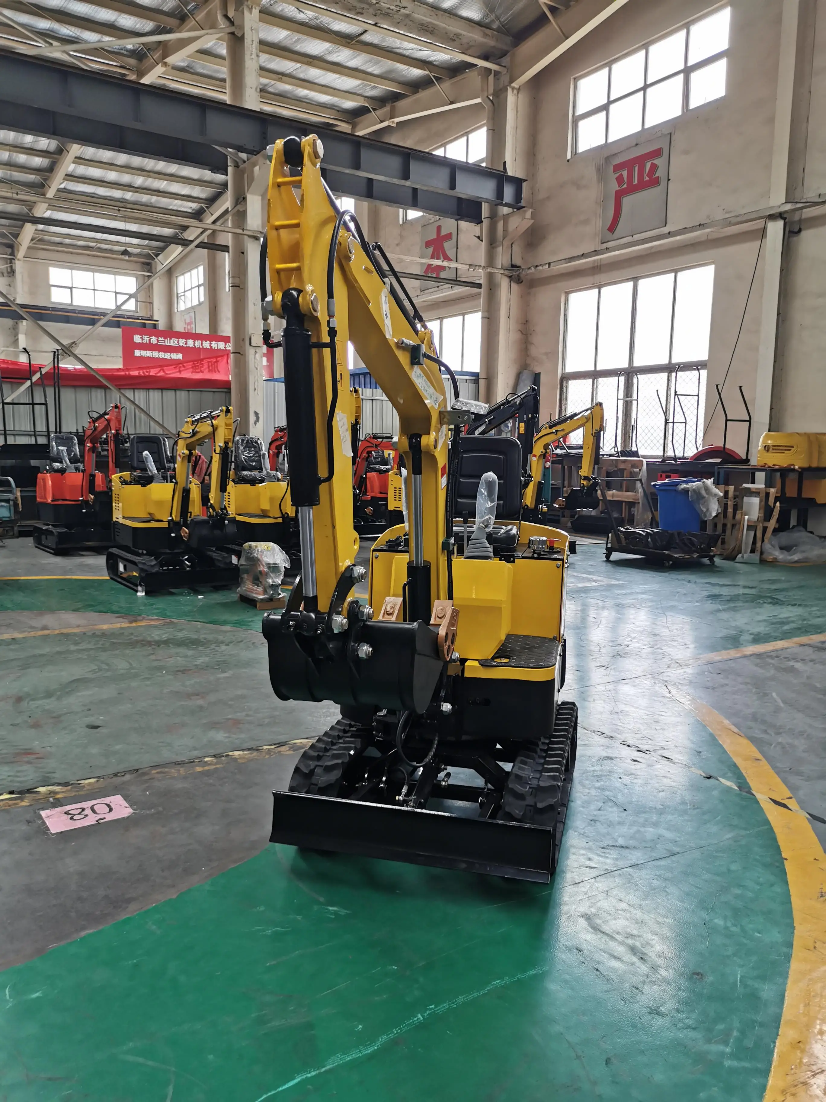 

2020 China new design small mini Electric excavator price for AW10 AW09 with battery wire or wireless