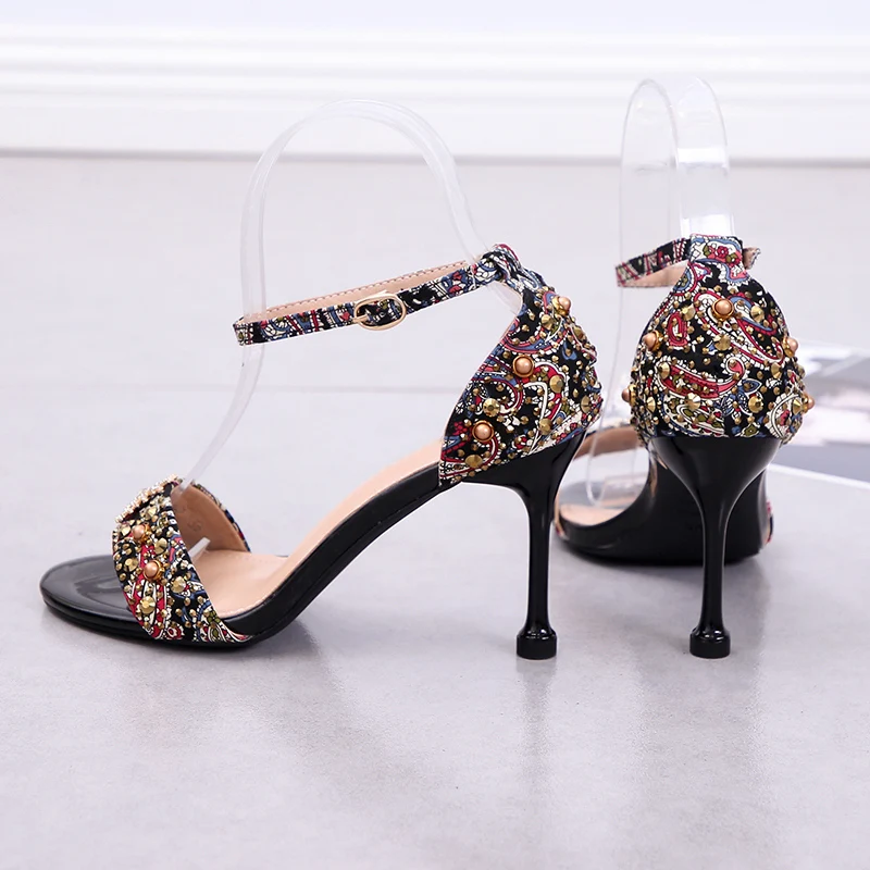 2019 г. новые женские летние сандалии в стиле дикого цвета вечерние туфли на