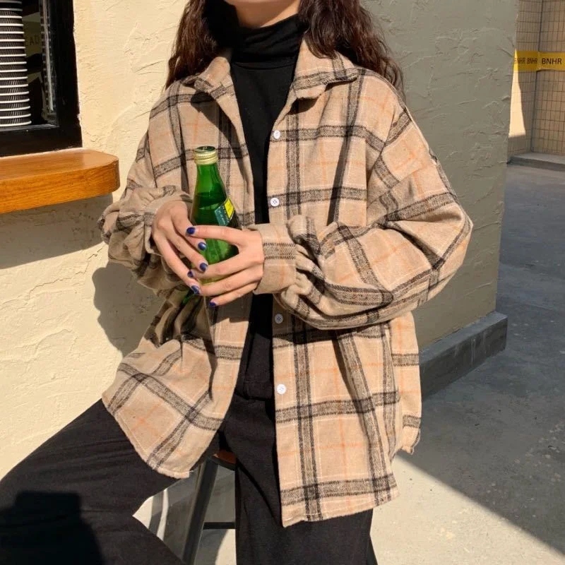 

Women Plaid Shirt Blouses All-Match BF Batwing-Sleeve Oversize Checked Jacket Tops Autumn Casual Turn-Down Collar Shirts Outwear