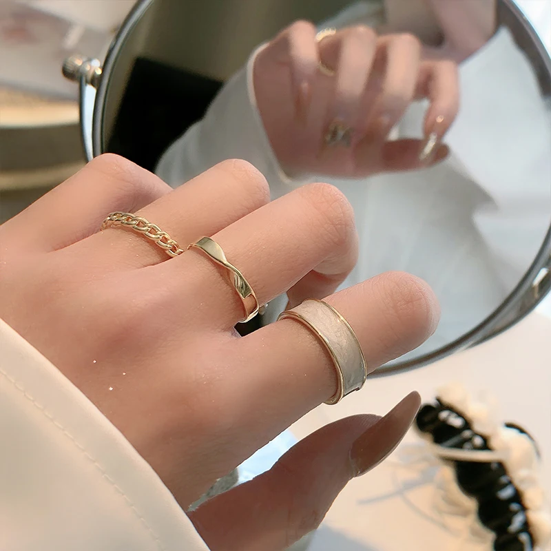 

Gothic Style Three Piece Geometric Twist Opening Rings for Woman Fashion Jewelry European and American Wedding Party Sexy Ring