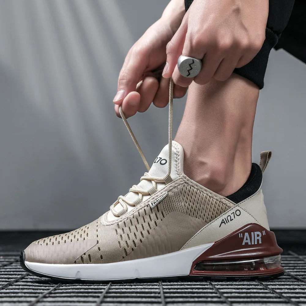 Новинка модная обувь для мужчин беговые кроссовки пары дышащая сетчатая подошва