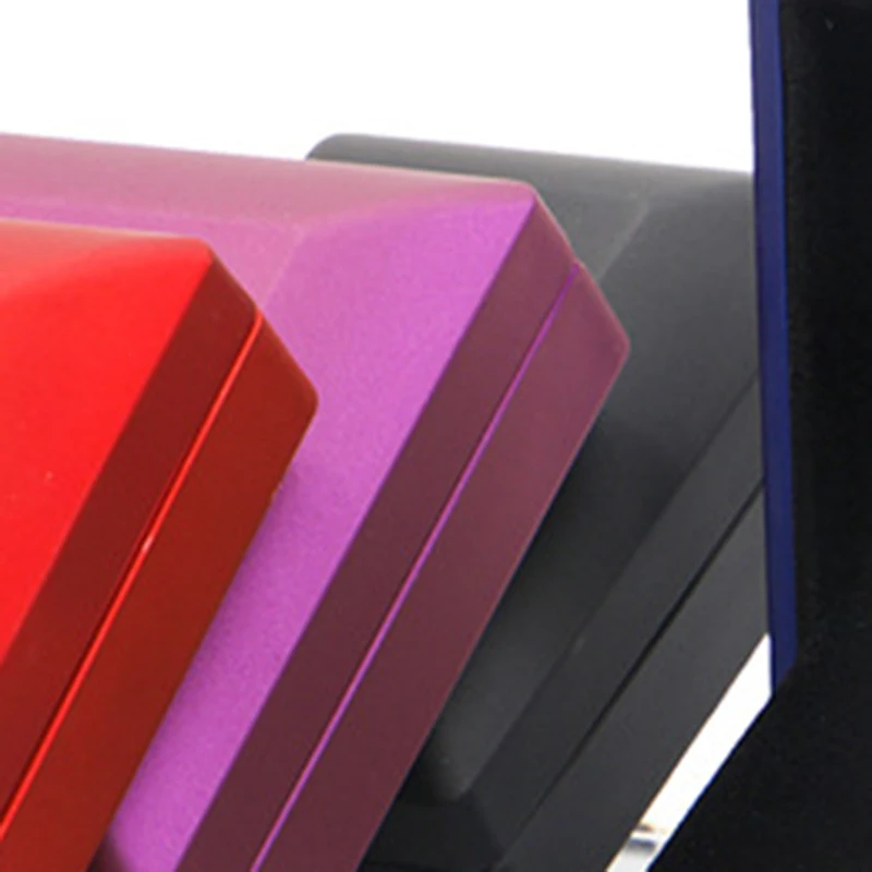 

Luxury Jewelry Box for Proposal Engagement Wedding Bracelet Box Square Wedding Pendant Ring Case Jewelry Gift Box with LED Light