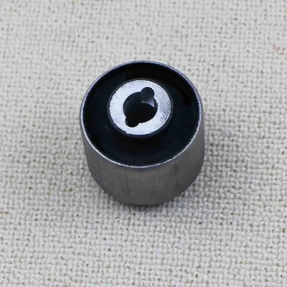 31304040 для VOLVO XC90 2003 2004 2005 2006 2007 2008 2009 2010 2011 нижний рычаг управления передние втулки