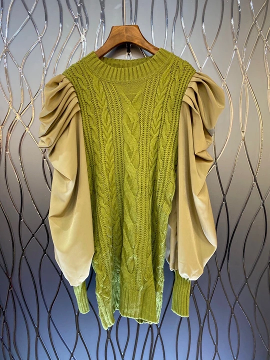 

2020 autumn and winter new women's fashion round leader stitching knitted decoration long-sleeved all-match sweater 1