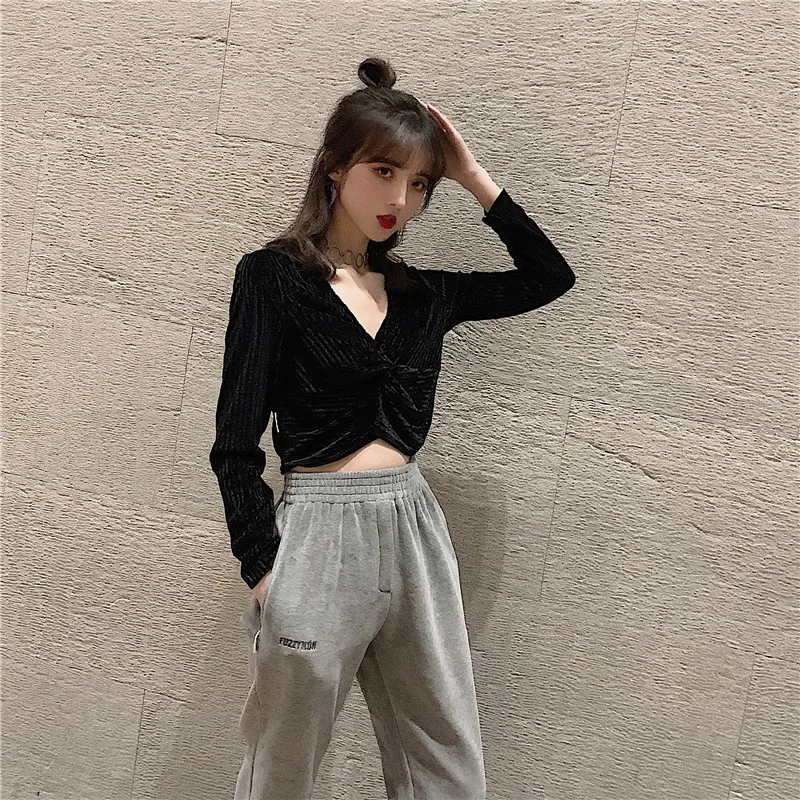 

WANYUCL casual women's two-piece spring and autumn short velvet top high waist sports pants fashion suit women