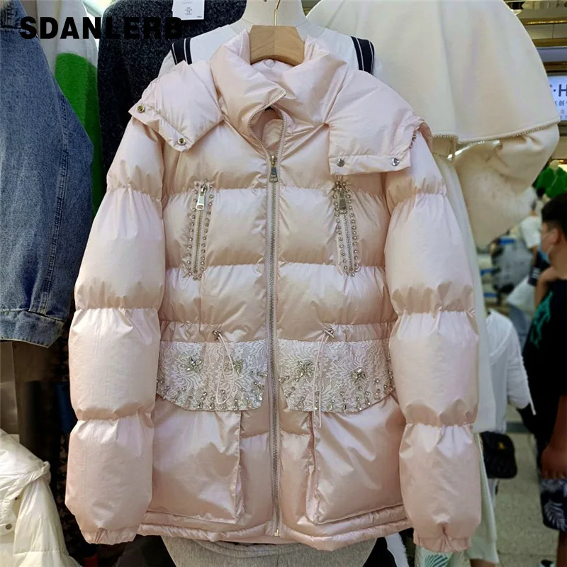 

Новинка Зима 2021, изысканные парки Стразы с капюшоном, модная стеганая куртка, однотонное пальто с хлопковой подкладкой для женщин