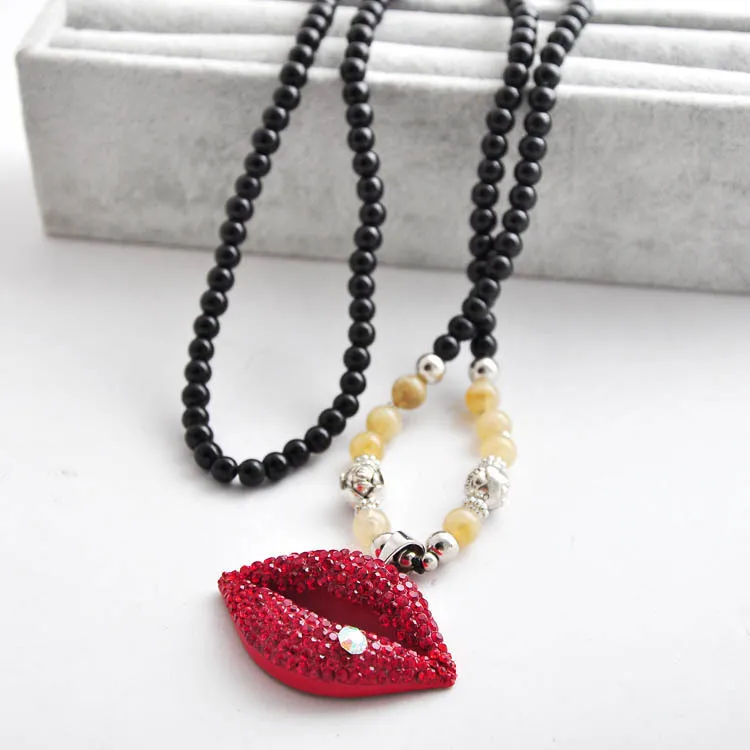 Ожерелье с пуговицами Стразы губы длинное ожерелье женские бусины из бисера женская цепь на свитер розовые