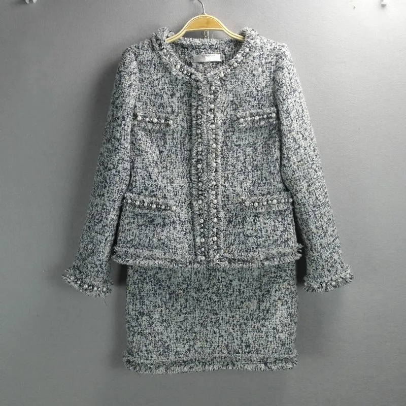 

Italian Elegant Ladies Office Pearls Beading Tweed Two Piece Sets Tassels Twill Jacket Coats Wrap Mini Skirts Suit Women Outfits