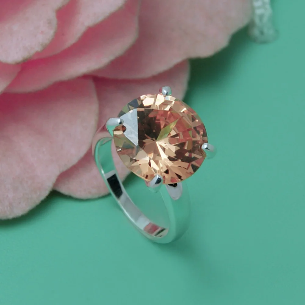 Женское большое кольцо из серебра 925 пробы с фианитом | Украшения и аксессуары