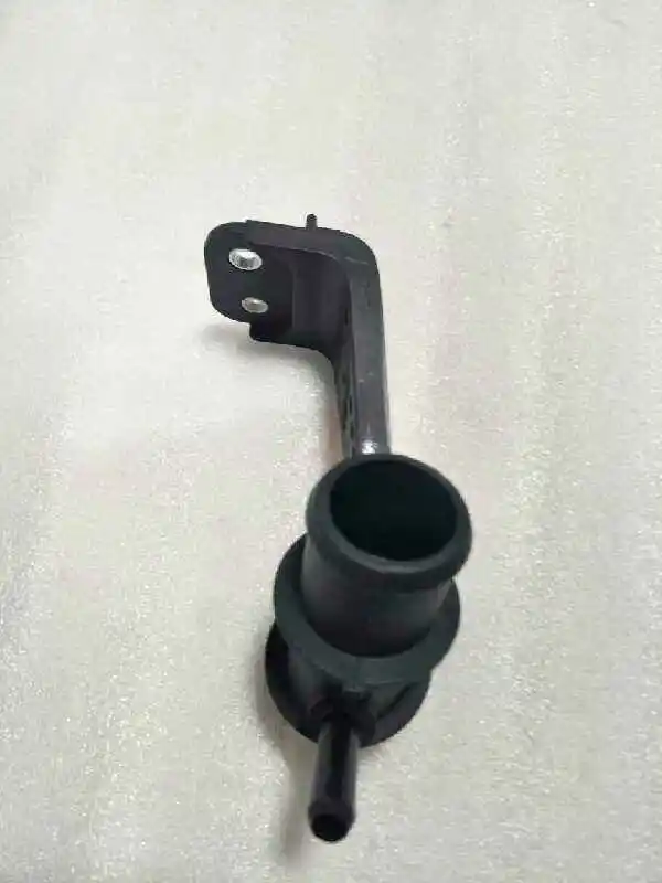 Соединитель шланга охлаждающей жидкости двигателя для Toyota Yaris Corolla 09 12 OEM: 16577