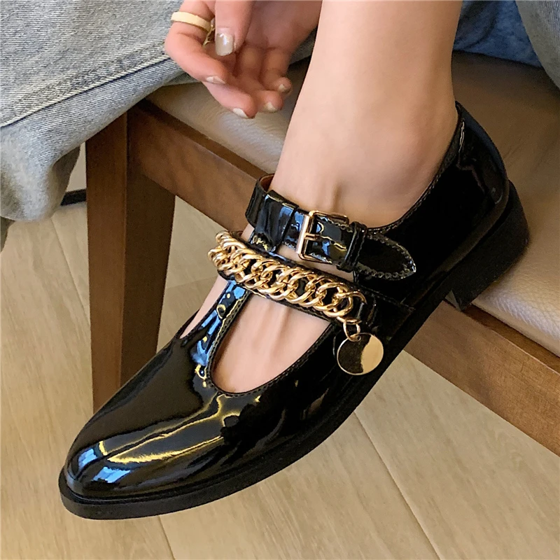

Spring Autumn New Fashion Women's Loafers Ladies Loafers Metal Chain Punk Style Female Single Shoes Black Casual Ladies Shoes