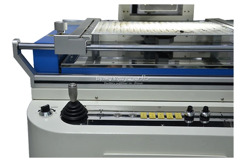 Полуавтоматическая 3-зонная паяльная станция LY G900A максимальный размер 65x55 см |