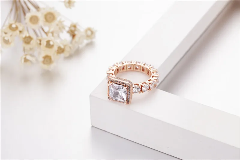 Женские обручальные кольца из серебра 925 пробы с искусственным