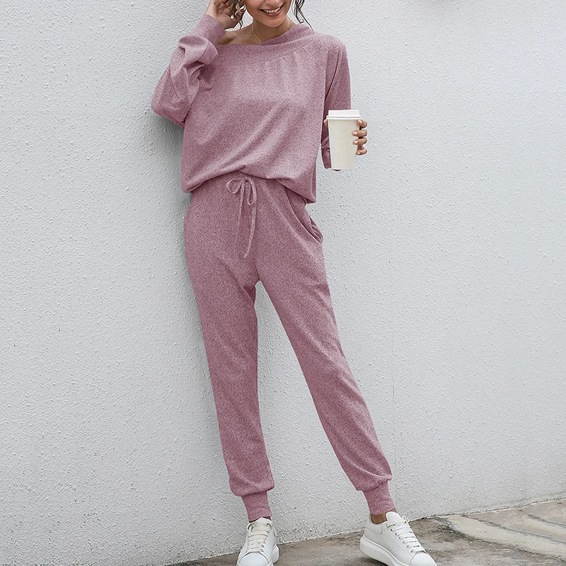 

Женская пижама 2021, 2 предмета, с открытыми плечами и длинным рукавом, женская повседневная одежда для сна, осенняя Пижама для отдыха, модель ...