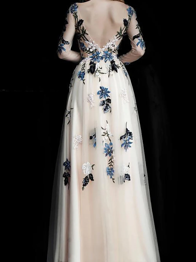 

YILIBER Lace wedding dress beautiful retro v-neck bridal dresses mori 3d flower backless embroidery applique lace tailing
