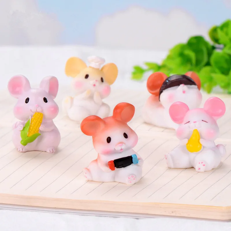 

2021 New Girlfriend Gift Cute Rat Cartoon Animal Keychain Small Keyring Mouse Resin Ornaments Accessories Keychains Pendant