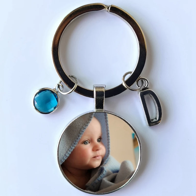 Индивидуальный брелок с фотографией ребенка папы мамы бабушки членов семьи