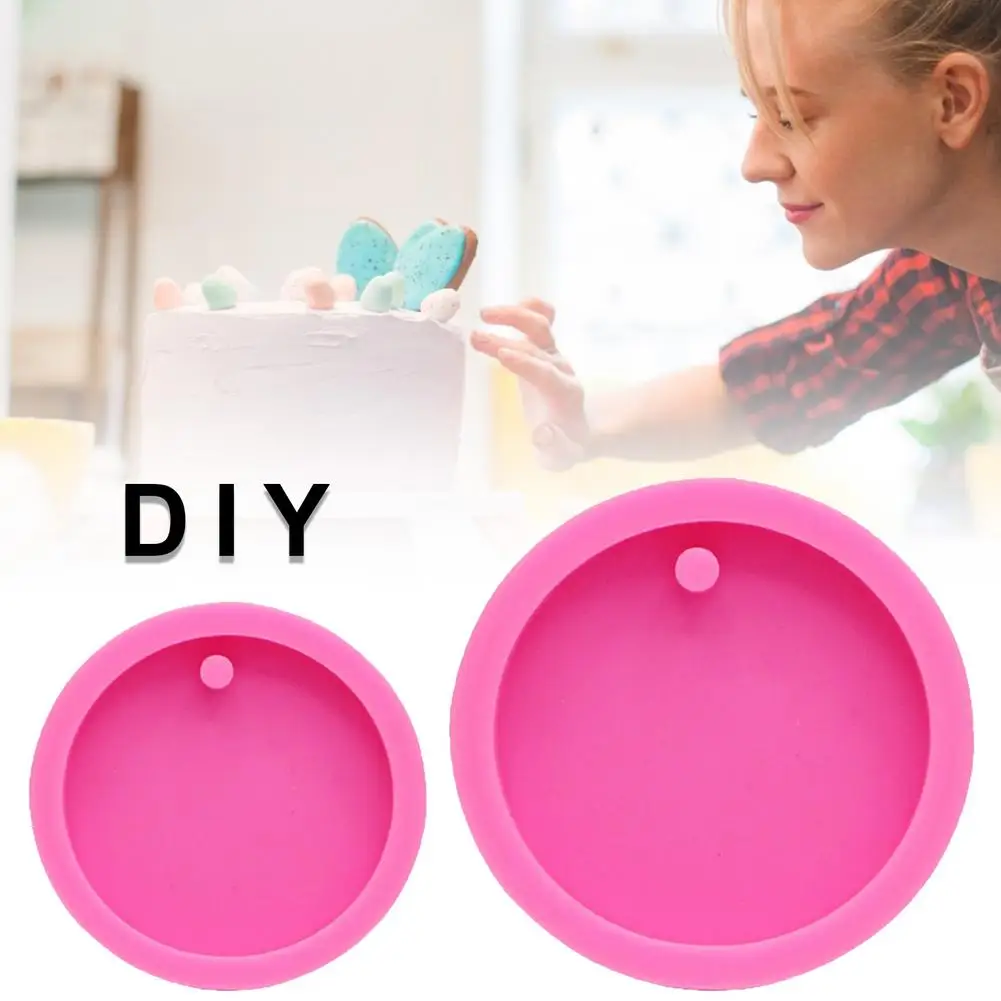 

Soap Mold DIY Baking Mirror Epoxy Size Round Keychain Silicone Mold, Chocolate Fondant Mold Aroma Car Hanger Baking Cake Mold