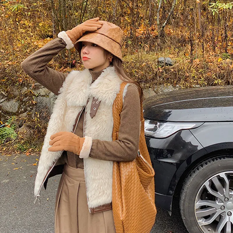 

2021 Autumn Winter Women New Solid Color Warm Waistcoat Female Faux Lamb Fur Vest Ladies Imitation Fur Sleeveless Coats P672