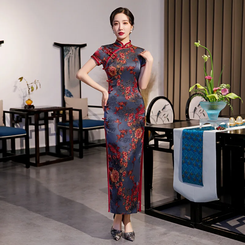 

Атласное женское традиционное китайское платье с цветочным принтом, пикантное платье-Ципао с высоким разрезом и воротником-стойкой, винтаж...