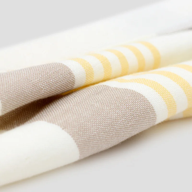 

Towels wash your face and wipe your face. Cotton towels, bath towels, gauze towels, couples, children and babies