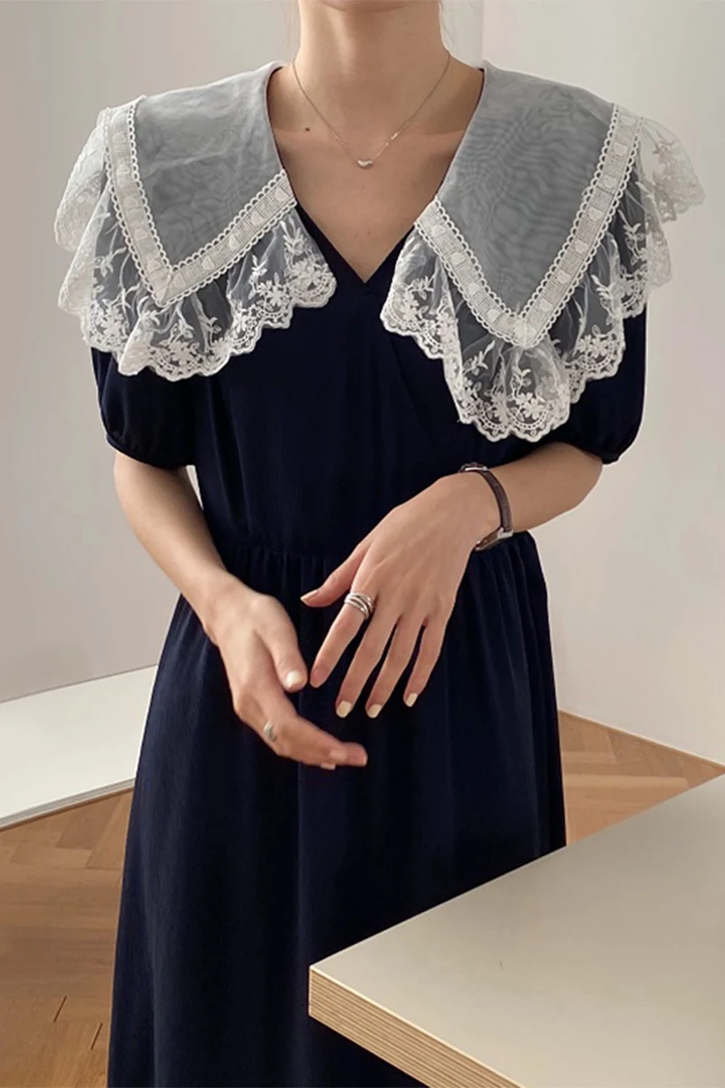 

New Summer Women Retro elegant Doll Collar Dress lace stitching design Waist slim Short Sleeve Dress 2021