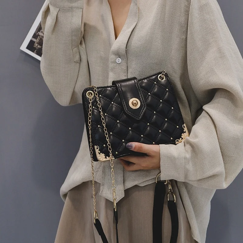

Small Xiangxiang Lingge Bag Women's New Style Temperament Versatile One Shoulder Messenger Bag Fashion Rivet Small Square Bag