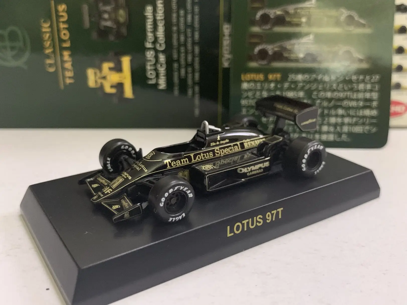 

1/64 KYOSHO Lotus 97T Anglis No. 11 Formula 1 car Collection die-cast alloy car decoration model toys