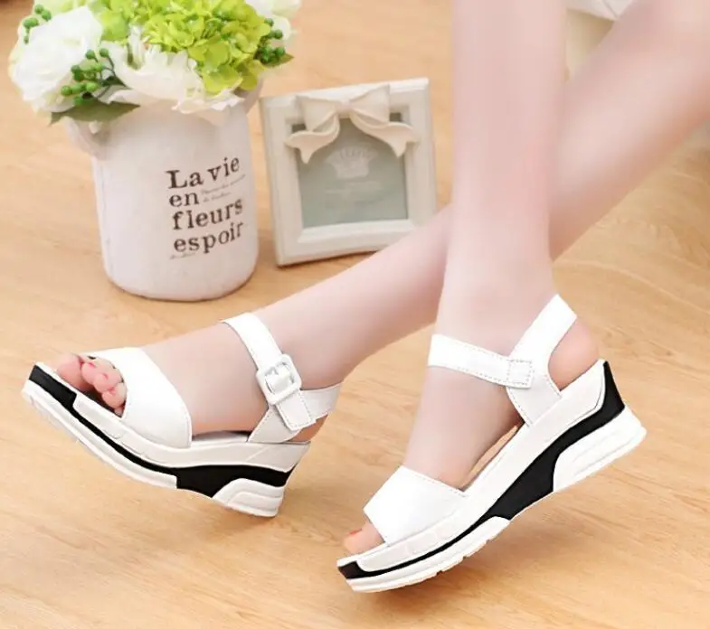 

Summer Shoes Woman Platform Sandals Women Soft Leather Casual Open Toe Gladiator Wedges Trifle Mujer Women Shoes
