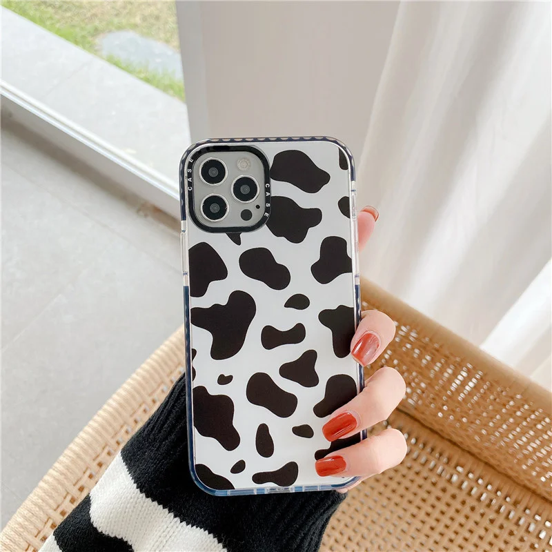 

IPhone case with cow and flower pattern for iPhone 13 Pro Max 12 Mini 11 Pro XS Max 7 8 plus se 2020 x XR transparent case
