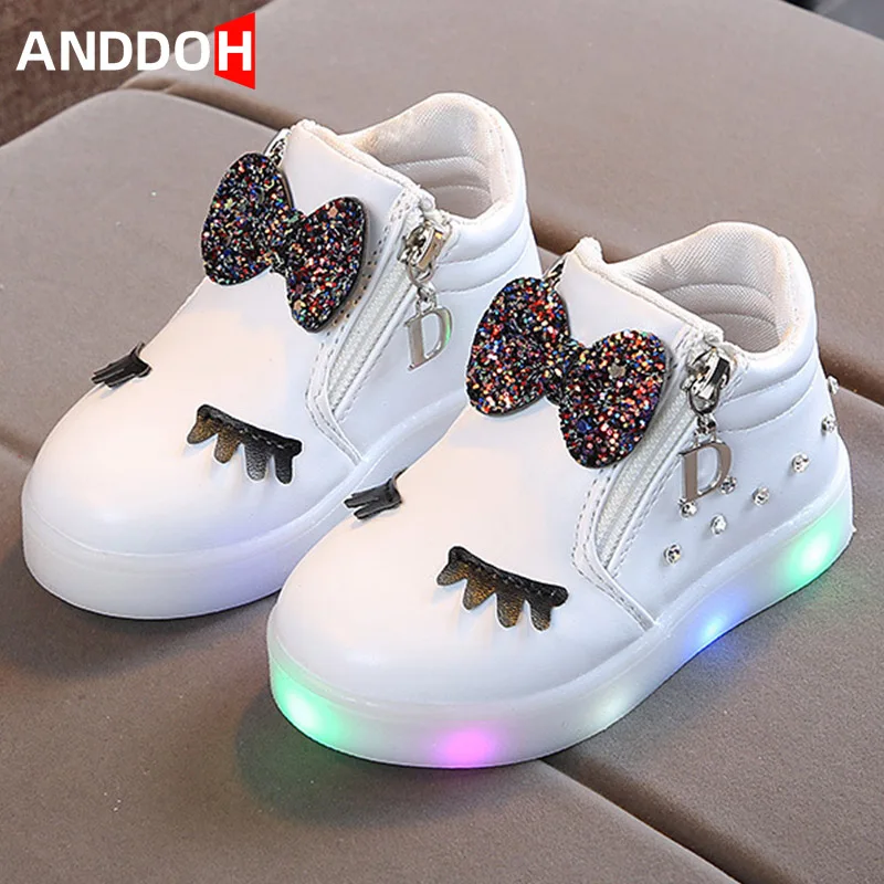 

Girls Children Glowing Shoes Baby LED Shoes Cute Baby Luminous Sneakers Kid casual Sneaker Princess Bow Light up Shoes Krasovki