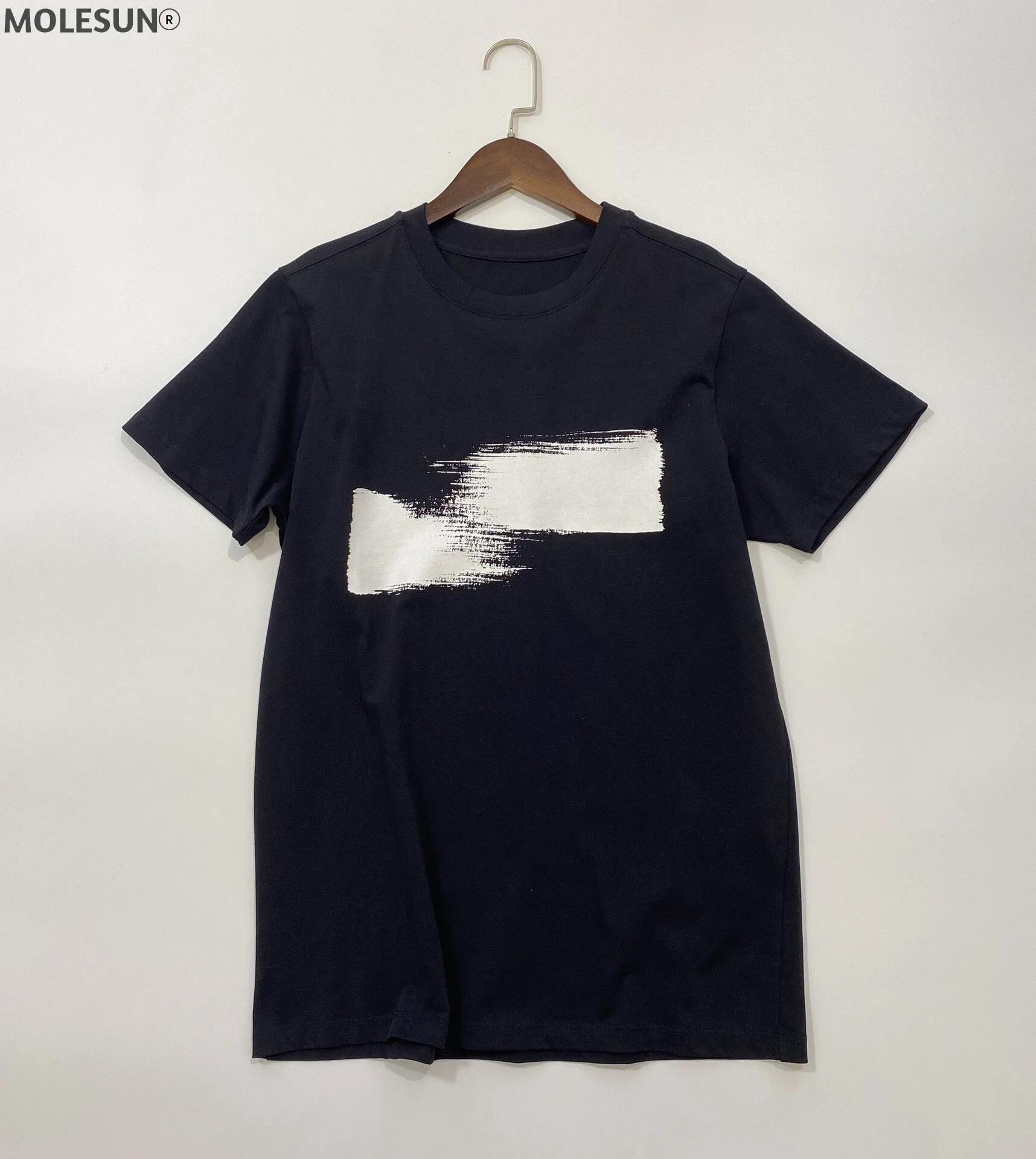 

2021 Women Black Cotton T-shirt Round Neck Image Print Fashion Tshirts Tees Tops