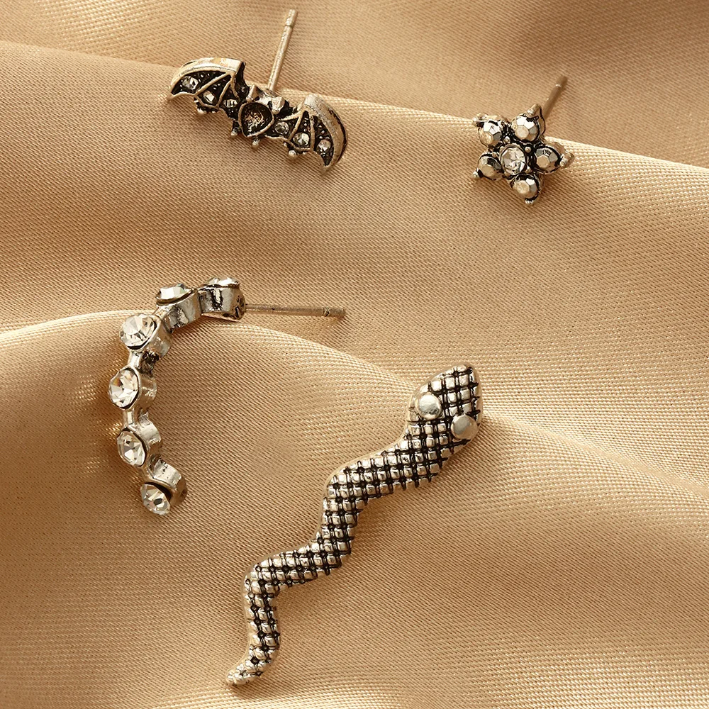 

4Pcs/set Vintage Bat Snake Shaped Clip Earrings for Women Steam Punk Micro Paved White Zircon No Piercing Ear Cuffs Jewelry