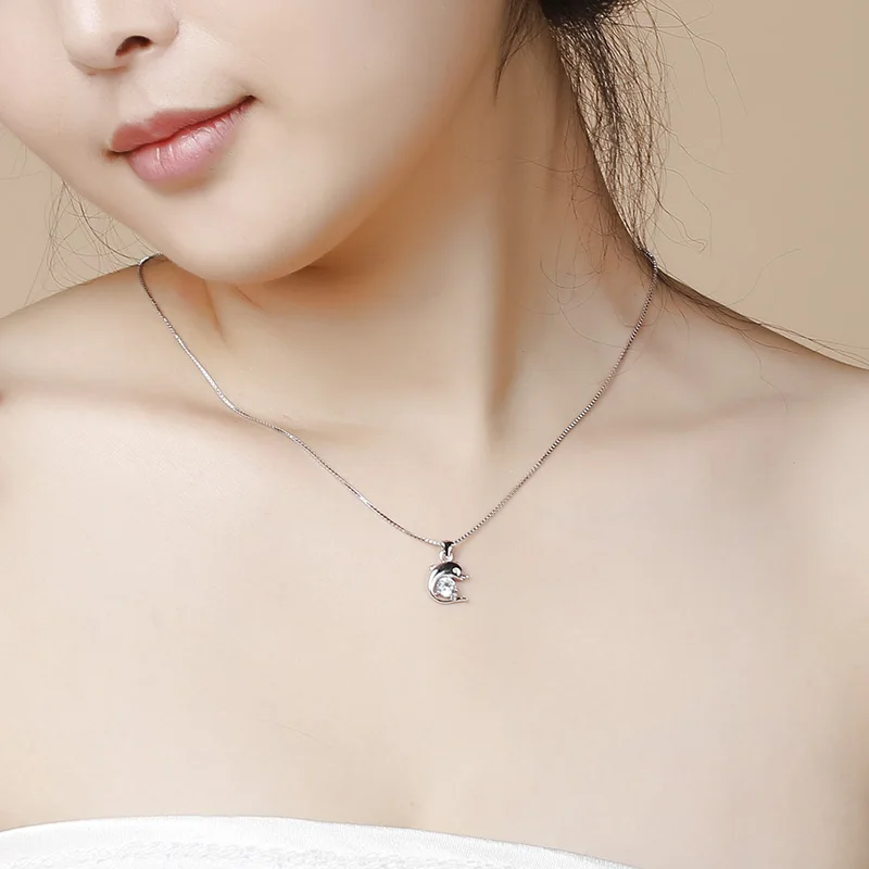 Ожерелье из стерлингового серебра подвеска с изображением дельфина циркония