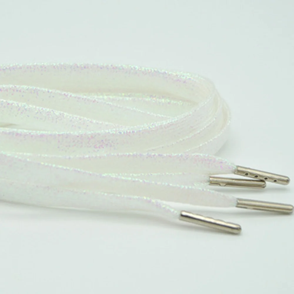 1 пара плоские шнурки серебристого цвета с металлическим наконечником фактурой